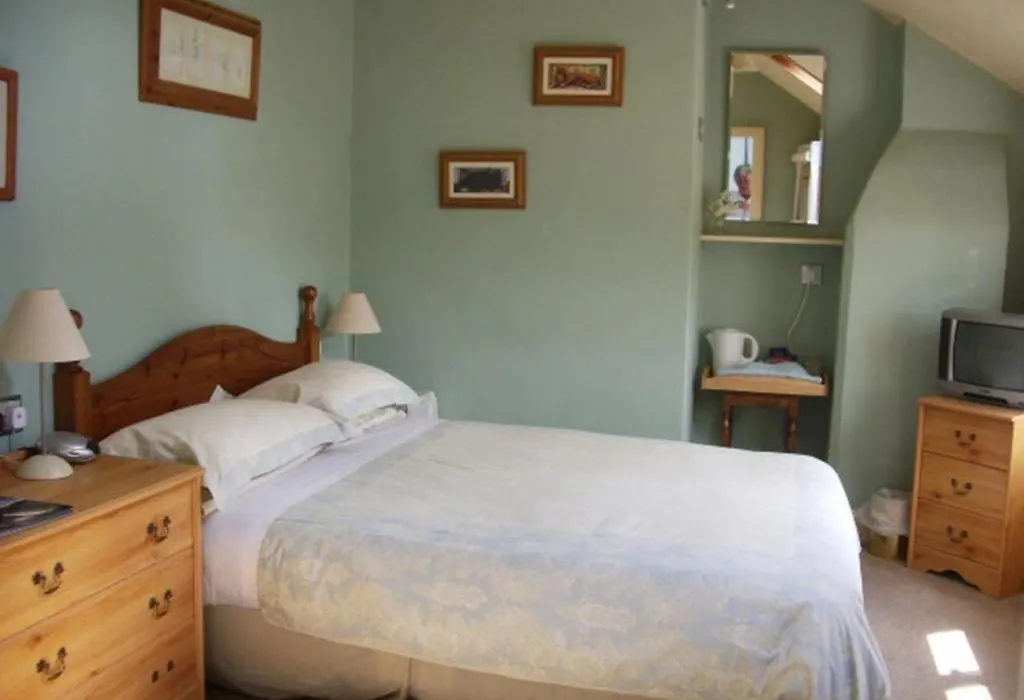 Compton House-1